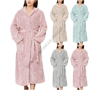 Albornoz ligero de primera calidad para mujer con cinturón y bolsillos Albornoz de mujer con logotipo personalizado para Resort Spa y suministro de hospitalidad - Product Image 6