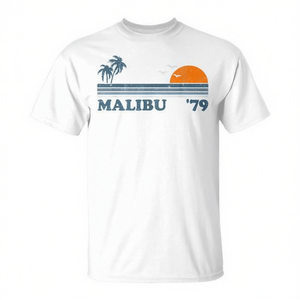 T-shirt de plage vintage Malibu '79, design rétro avec palmiers et soleil - Product Image 2