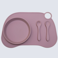 Bol en silicone personnalisé pour tout-petits ensemble de cuillères et bavoirs pour bébés étanches pour l'alimentation de bébé