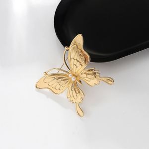 Broche de Mariposa Metálico con Diseño de Libélula, Chapado en Oro, para Mujer, Venta al Por Mayor, DIY, Exquisito y a la Moda - Product Image 2