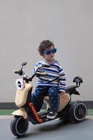 Nouvelle conception de moto électrique pour enfants à trois roues, mini moto pour bébé, voiture à pédales 6V