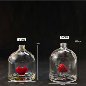 Venta al por mayor de botellas de perfume de vidrio de borosilicato de alta calidad de 80 ml y 100 ml, color personalizado, con adorno interior en forma de corazón y caja de lujo para <span class=keywords><strong>mujer</strong></span> - Product Image 4