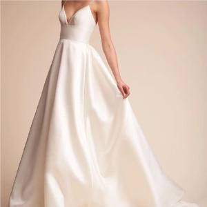 Abiti da Sposa Semplici ed Eleganti in Raso con Scollo a V, Spalline e Cerniera sulla Schiena, Modello ad A Ampio per la Sposa - Product Image 3