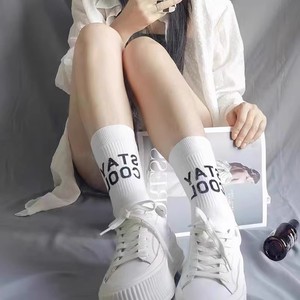 Women Mid Calf Socks Solid Color Breathable Sweat Absorbing Polyester Knee Socks Regular Casual Style - Product Image 3