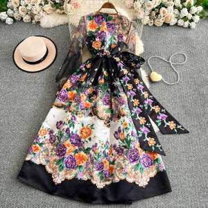 Gaun Pesta Elegan Wanita Vintage Bermotif Bunga Kerah V Lengan Lonceng - Gaun Malam Bohemian Wanita dengan Ikat Pinggang - Product Image 2