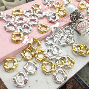 Entretoises en plastique acrylique ondulé couleur métallique ANTAISEN 51146, motif hexagonal brillant, fleur ondulée, pour bijoux de Noël classiques DIY - Product Image 3