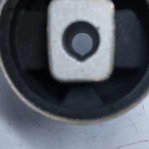 Brazo de control de goma trasero delantero de suspensión automática OEM 31121092010 1092010 31129068753 para E39 E52 <span class=keywords><strong>520i</strong></span> 523i 525i 528i 1995 <span class=keywords><strong>2003</strong></span> - Product Image 6