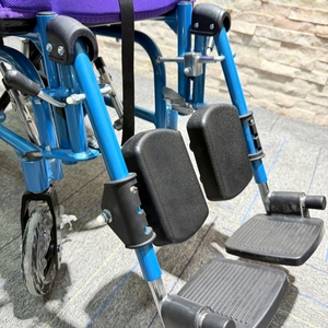 Fauteuil roulant manuel pliable léger pour enfants atteints de paralysie cérébrale avec support dorsal - Product Image 6