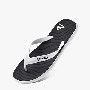 Infradito estivo di fascia alta da uomo antiscivolo antiscivolo con suola morbida sandali eleganti pantofole da spiaggia in PVC da esterno - Product Image 6
