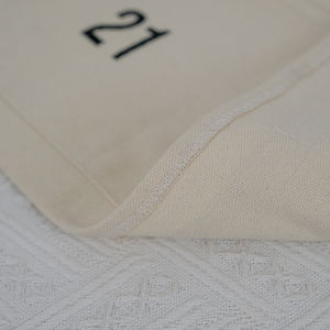 Calendario de Adviento Navideño Colgante High King 2024, Caja de Lona Negra con Bordado, Tela Ecológica, 24 Espacios para Chocolate, 60x120cm - Product Image 3