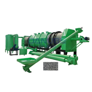 Carboniseur de copeaux de bois rotatif continu pour la production de charbon de bois de barbecue, fonctionnant 24h/24 - Product Image 1