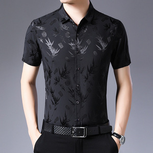 Chemise à manches courtes en soie glacée à motif floral pour homme, fine, respirante, coupe ample, tenue décontractée d'été - Product Image 3
