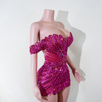 Robe mini moulante fuchsia à sequins, épaules dénudées, décolleté cœur, transparente, effet soleil, pour scène, soirée, club