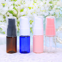 Flacon pompe à lotion coloré de 10 ml et 30 ml, distributeur rechargeable pour shampoing, revitalisant, savon pour les mains, flacon en PET