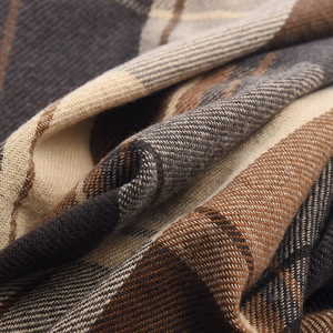 Bufanda a cuadros de moda para mujer, chal con borlas, bufandas cálidas de invierno, bufanda informal de punto grueso estilo hip hop - Product Image 6