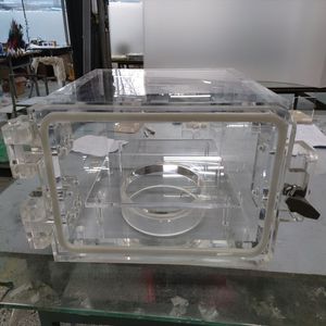 Traitement personnalisé d'instruments et dispositifs expérimentaux poreux en acrylique irrégulier pour boîte d'expérimentation en acrylique - Product Image 1