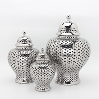 Ensemble de trois pots à gingembre en céramique blanche avec couvercle au design Art déco pour la décoration intérieure et le style européen