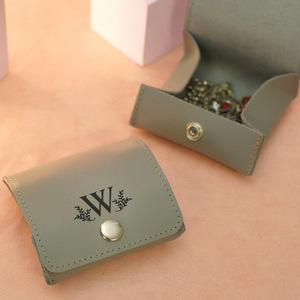 Bolsa de joyería plegable de cuero, bolsa de almacenamiento de joyas de viaje, monedero, bolsa para collares, bolsa de regalo de boda - Product Image 4