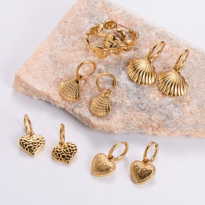 9 Styles Love Earrings Light Luxury <b>Titanium</b> Steel Small and Irregular Peach Heart Small and New Cold Style Women's Ornament - Product Image 3