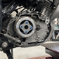 Großhandel Motorenbausatz KAISUNG Neue Kupplungsbaugruppe für ZC WAVE 100S & WAVE Modelle Gusseisen/Aluminiumlegierung 12-Monatige Garantie