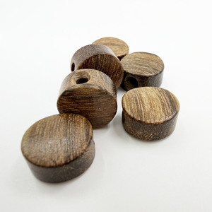 Perillas de afinación de guitarra de madera Suanzhi redondas pequeñas al por mayor, 6 unidades con tornillos y arandelas para afinadores de guitarra clásica y eléctrica - Product Image 1
