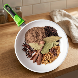 Poudre de Garam Masala Noire Fraîche de Qualité Supérieure, Épice Aromatique Indienne pour Plats au Curry et Tiffin, Durée de Conservation de 12 Mois - Product Image 3