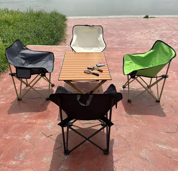 كرسي شاطئ رخيص محمول تصميم جديد جودة عالية قابل للطي مع حقيبة يد قابلة للطي للاستخدام في الخارج كرسي تخييم