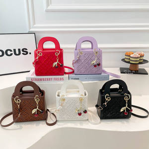 Nuevo Bolso de Moda para Dama, de Hombro o Cruzado, con Pañuelo de Seda a Cuadros Bordado y Correa de Hombro con Diseño de Rejilla - Product Image 6