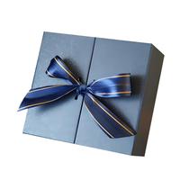 Boîte d'emballage en carton avec fermeture magnétique, logo personnalisé en relief imperméable violet, couleur personnalisée, boîte haut de gamme pour cadeau