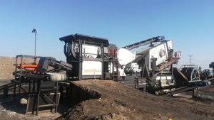 移動が容易で、牽引も可能で、あらゆる地形に適しており、面積をとらない小型のタイヤ型移動基地局です。 - Product Image 6