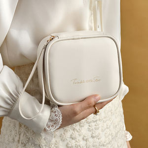 Bolsa de <span class=keywords><strong>Maquillaje</strong></span> Portátil Multifuncional Popular, Mini Bolsa de Viaje para Almacenamiento de Toallas Sanitarias, Tampones y Parches Sanitarios - Product Image 3