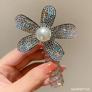 Vente en gros de cordes à <span class=keywords><strong>cheveux</strong></span> coréennes pour filles élastiques pour téléphone avec <span class=keywords><strong>strass</strong></span> pour <span class=keywords><strong>cheveux</strong></span> pour femmes - Product Image 6