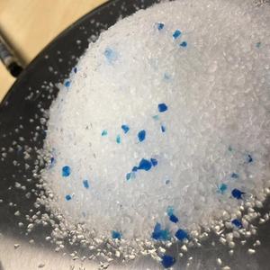 Areia para Gato Cristal Branca e Azul com Controle de Odor e Baixa Poeira, Melhor Vendas, Gel de Sílica para Banheiro de Gato - Product Image 2