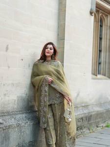 Top en crêpe français brodé séquence travail lourd Micro coton manches Sharara Pallu Dupatta ensemble fêtes traditionnelles RADHE EXPORT - Product Image 2
