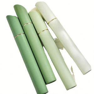 Set de 12 Marcadores Estéticos Surtidos con Punta Biselada Suave, Colores Suaves y Diseño Retro - Product Image 1