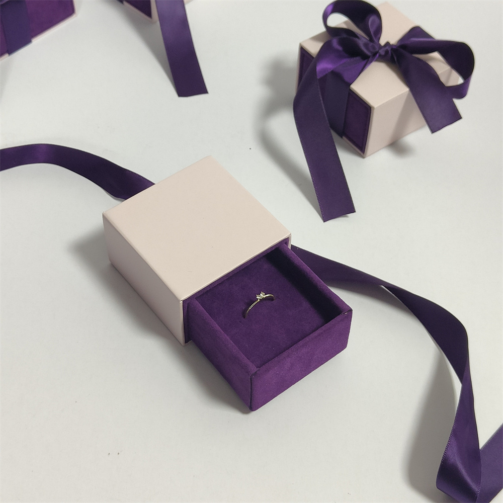 gift box 12x8x3 cm deep purple