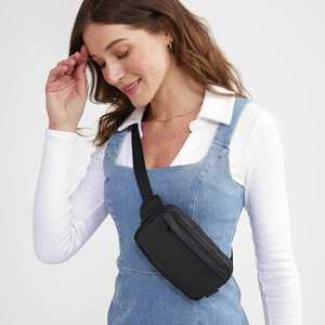 Bolso Bandolera Mini para Mujer, Ligero, Resistente al Agua, de Poliéster - Product Image 3