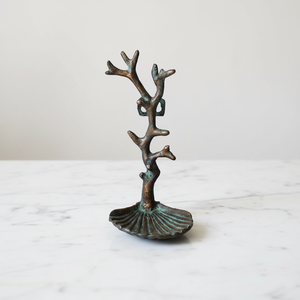 Décor de table <span class=keywords><strong>mural</strong></span> en fonte Produit artisanal en métal utilisé comme <span class=keywords><strong>porte</strong></span>-bijoux pour bagues et colliers Décoration murale en accent corail - Product Image 1