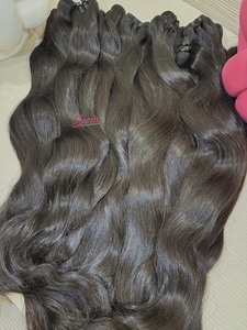 Stock USA 100% Capelli Umani Naturali Vergini Vietnamiti Lisci, Indiani, Birmani, Ricci Afro, Pixie, Italiani Grezzi, con Onde Profonde, <span class=keywords><strong>in</strong></span> Fasci, All'ingrosso - Product Image 3