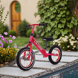 Pédales et casque de vélo d'équilibre pour enfants en alliage d'aluminium Équipement de protection 2-6 ans Scooter à deux roues pour bébé Scooter pour enfants - Product Image 1