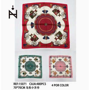 Foulard Quadrato Piccolo 70x70cm con Stampa alla Moda per Donna - Accessorio - Product Image 3