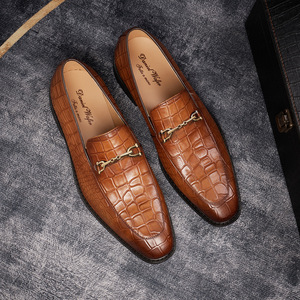 Mocassins pour hommes, chaussures formelles pour mariages, dîners et tenues professionnelles, cuir véritable respirant pour les occasions professionnelles et formelles - Product Image 4