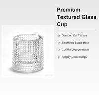Gobelet en verre de luxe transparent à motif treillis gaufré, à paroi épaisse, anti-fuite, compatible lave-vaisselle, vente en gros personnalisée