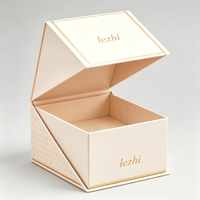 Boîtes d'emballage pour vêtements de yoga avec fermeture recyclable personnalisée, boîtes cadeaux magnétiques en carton de luxe, boîtes rigides