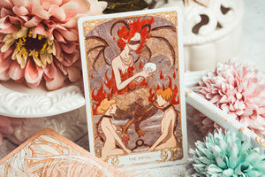 ไพ่ทาโรต์มอราเวีย ศิลปะมูชา สไตล์ไบแซนไทน์ ขอบเคลือบทองโฮโลแกรม - Product Image 2