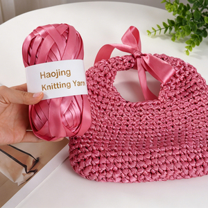 Fil à tricoter et à crocheter en mélange 100 % polyester acrylique <span class=keywords><strong>Hyuna</strong></span>, idéal pour sacs, tapis et projets de crochet, avec motifs teints. - Product Image 5