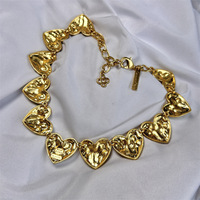 Collier Oscar doré style rétro, élaboré avec strass en forme de cœur, chaîne à vagues, en alliage, bijoux de fête multicolores pour femme