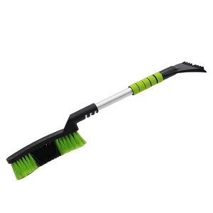 Vente chaude Prix Usine de produit de <span class=keywords><strong>soin</strong></span> de voiture de brosse à neige avec grattoir à glace - Product Image 2