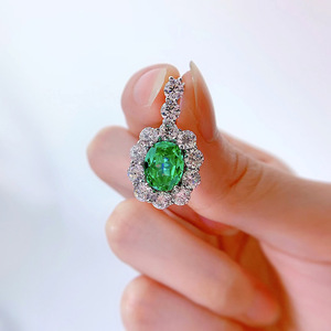 Collier chaîne à maillons en argent S925 plaqué or vert 8*10mm <span class=keywords><strong>CZ</strong></span>, style vintage pour femmes, <span class=keywords><strong>Europe</strong></span> et Amérique - Product Image 3