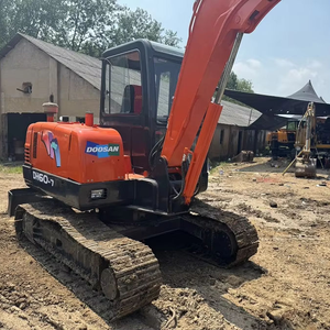 Excavatrice Doosan DH60-7 de 6 tonnes à rapport moyen, haute stabilité, avec moteur de 39 kW, vente à prix réduit - Product Image 2